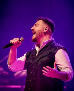 caleb poll vocal coach vdt